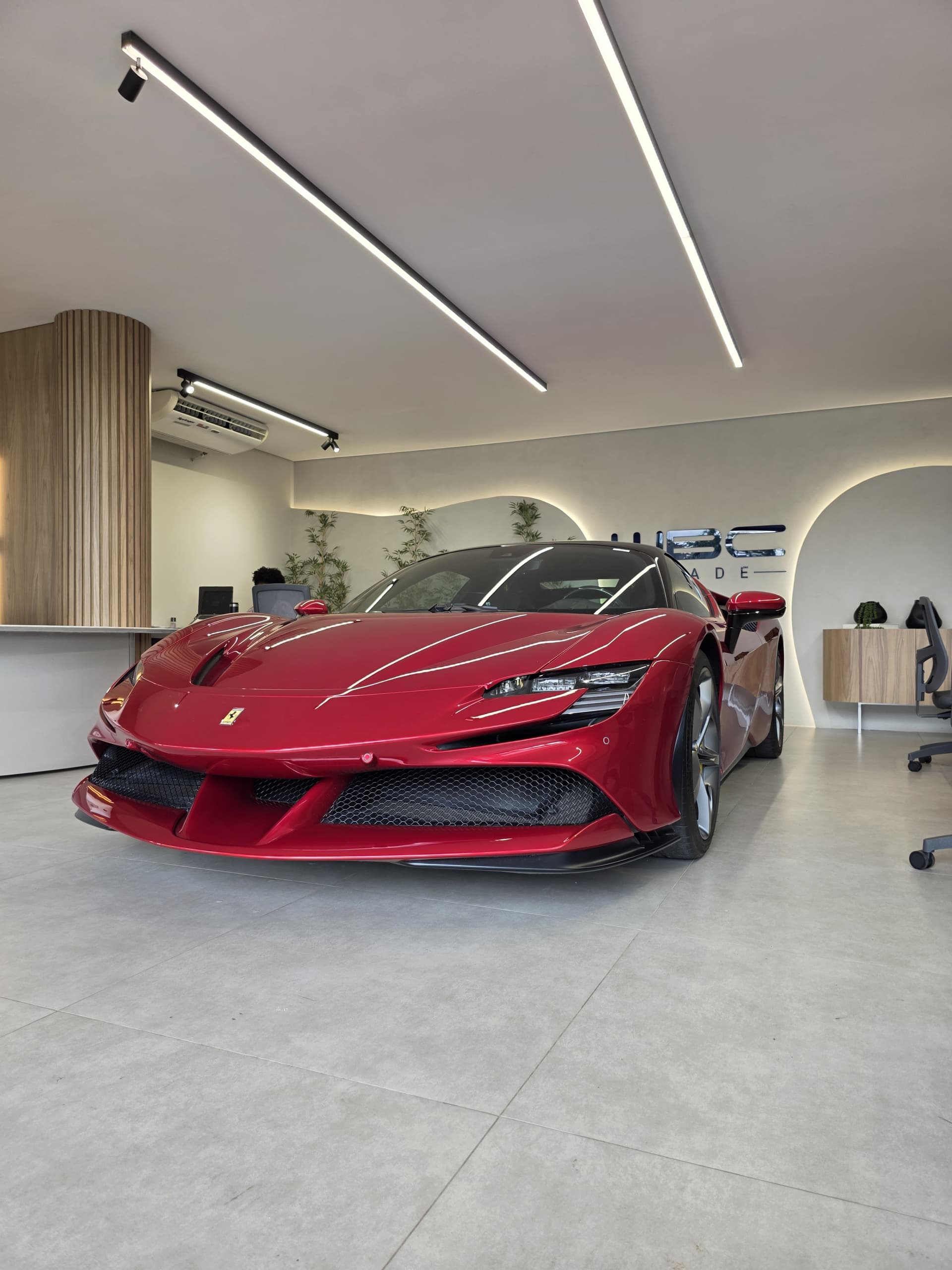 Ferrari SF90 Stradale Rosso Coburn