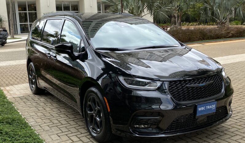 Chrysler Pacifica Touring L Sport full